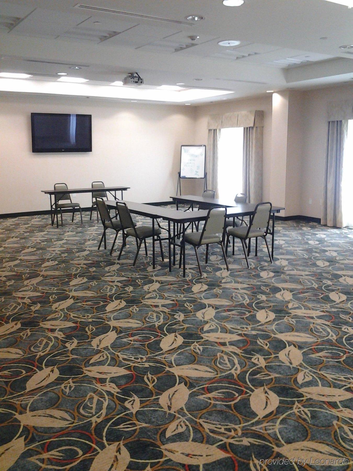 Holiday Inn Express Hotel & Suites Perry, An Ihg Hotel Exterior foto